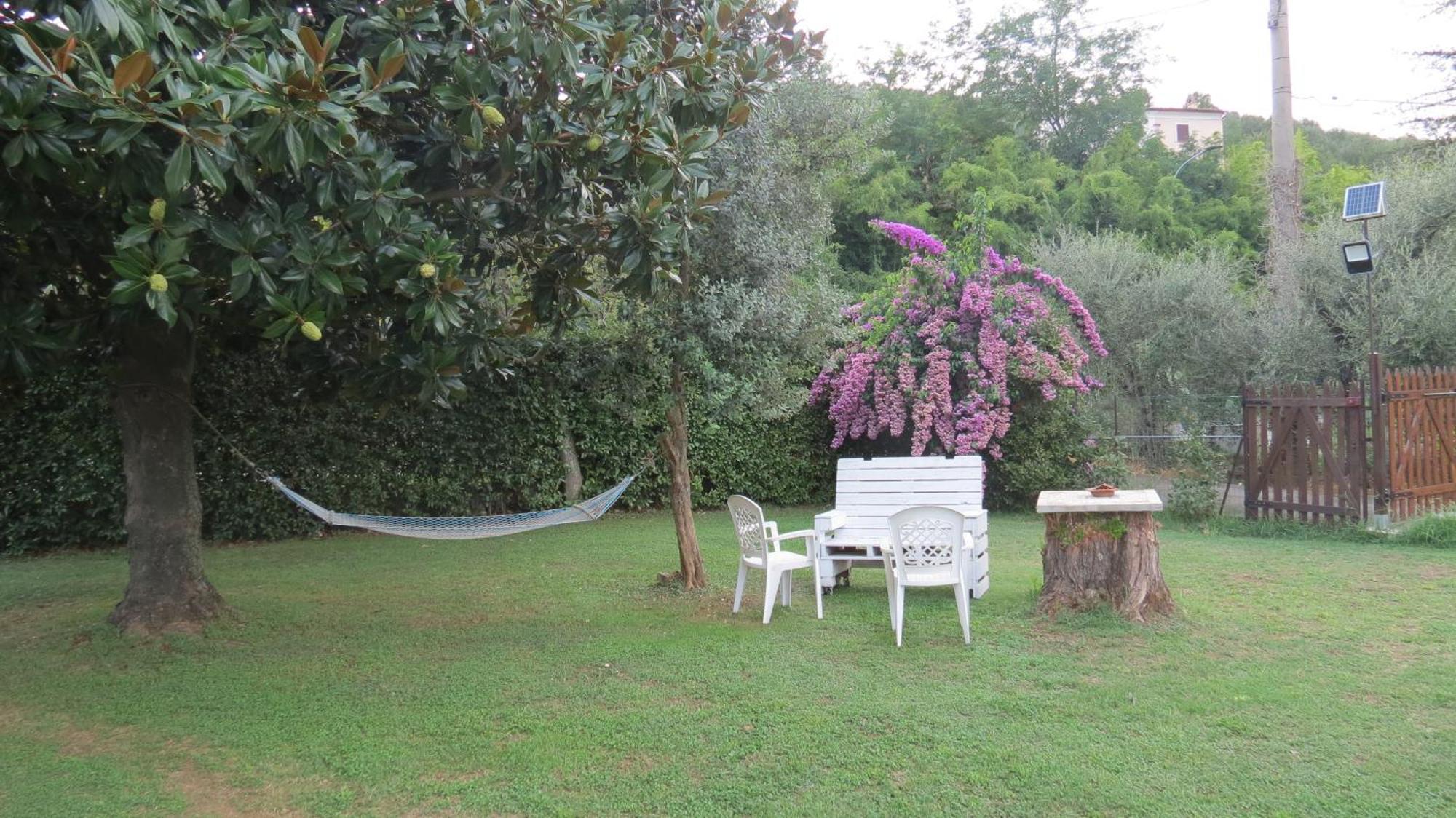 Casa Vacanze “Bouganville” Loc Avane Pisa Vecchiano Bagian luar foto